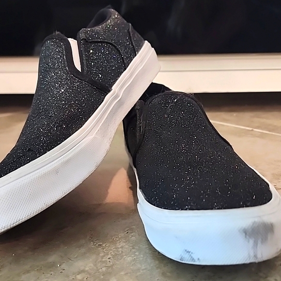 Vans shoes - Picture 2 of 3